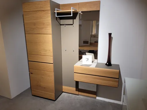 Garderobe Carat